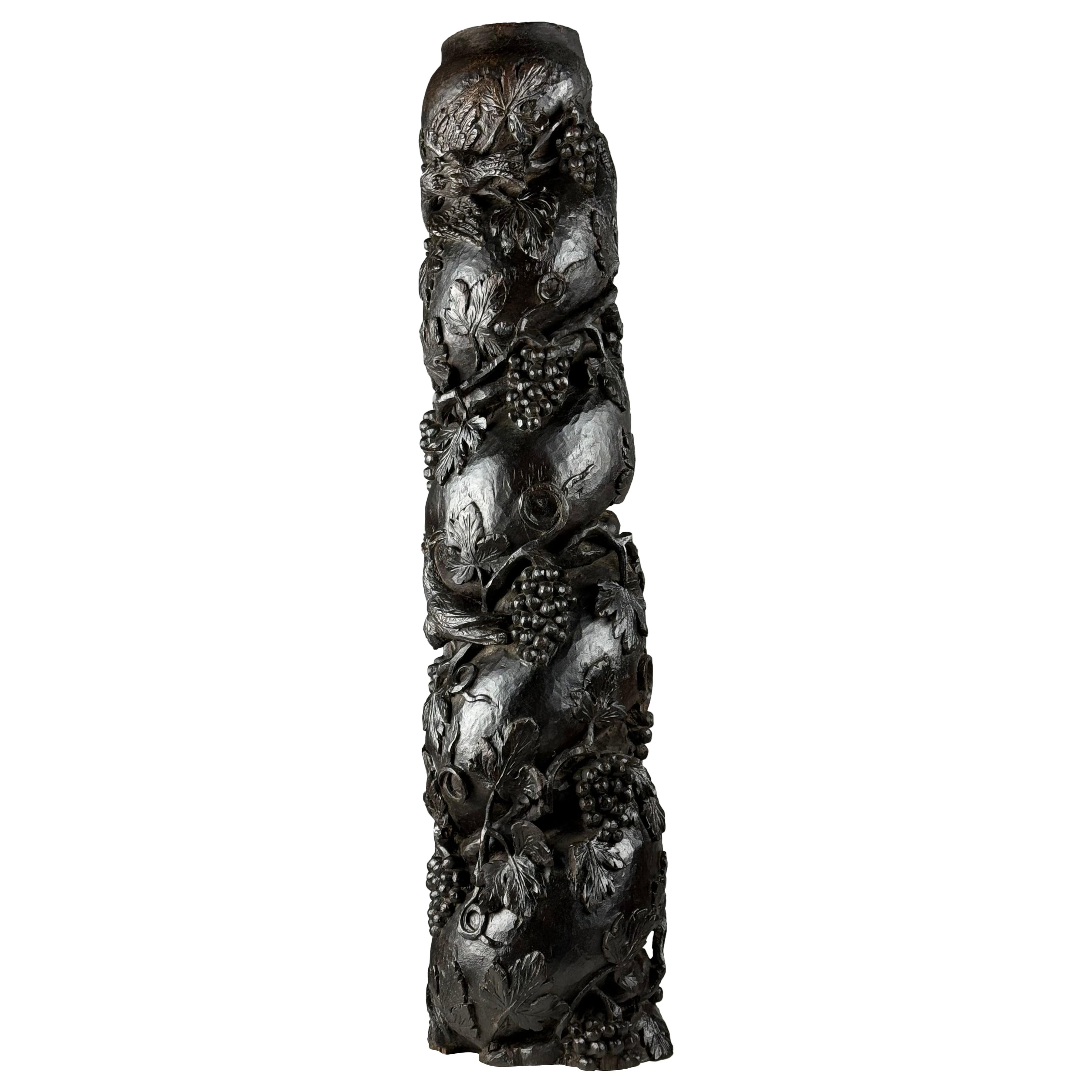 Handgeschnitzte Säule aus dem 18. im Angebot