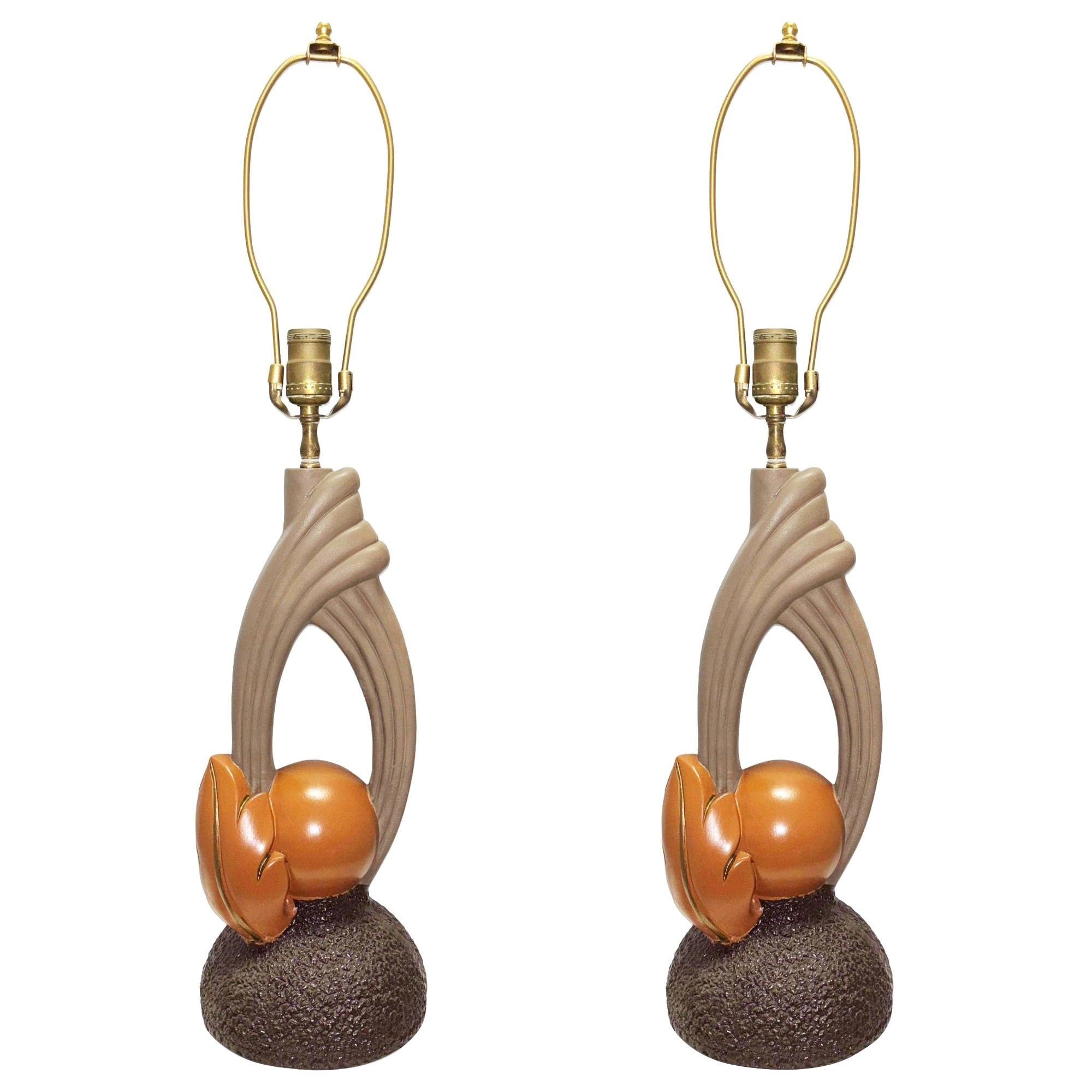 Coppia di lampade scultoree in ceramica d'arte della metà del secolo scorso, CIRCA 1950