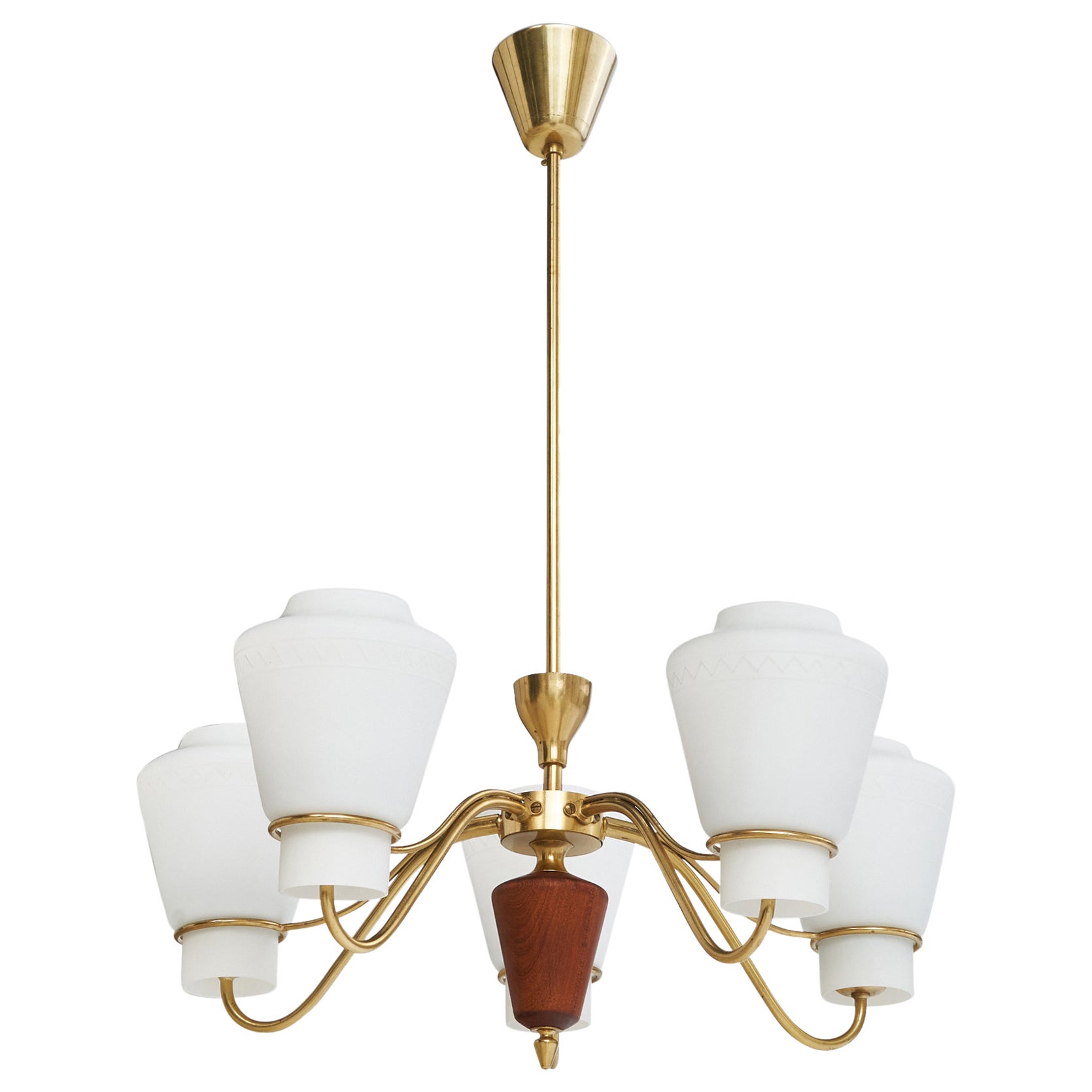 Designer svedese, lampadario, ottone, vetro, teak, Svezia, anni '50