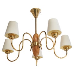 Designer suédois, lustre, laiton, chêne, tissu, Suède, années 1940