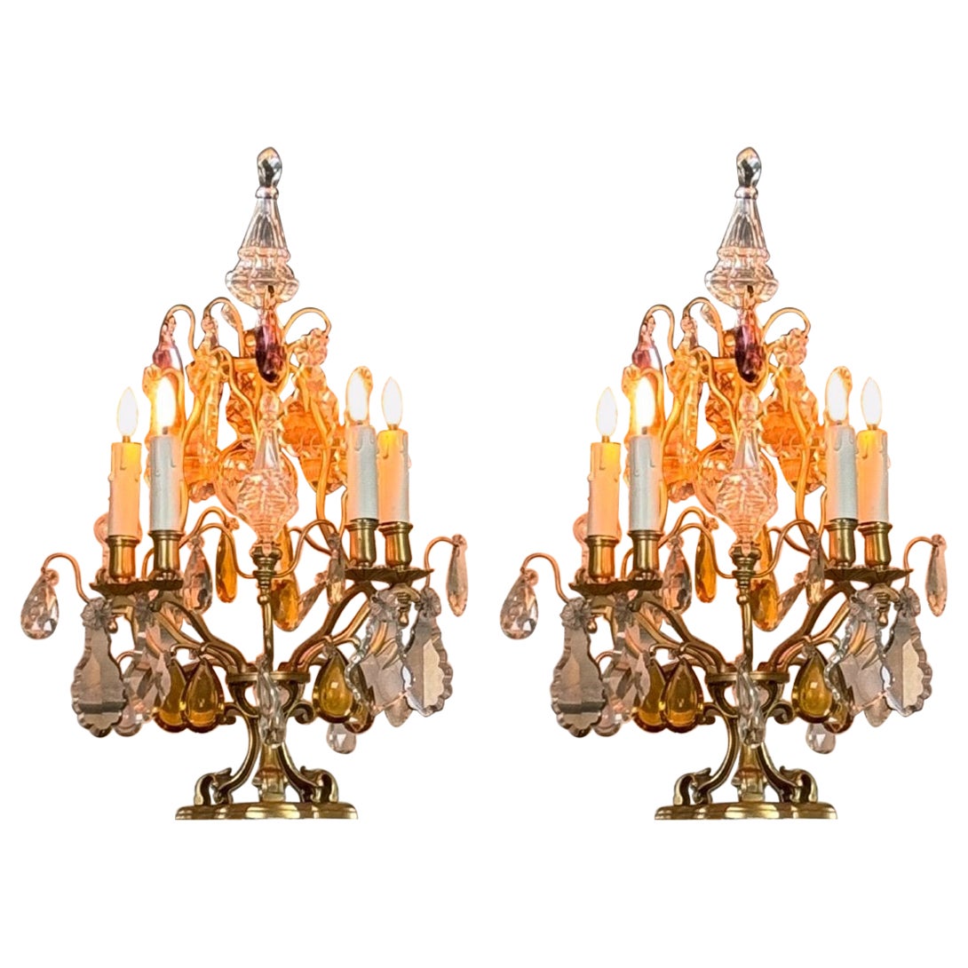 Par De Girándolas De Bronce Dorado Decoradas Con Cristales Tallados, Circa 1920
