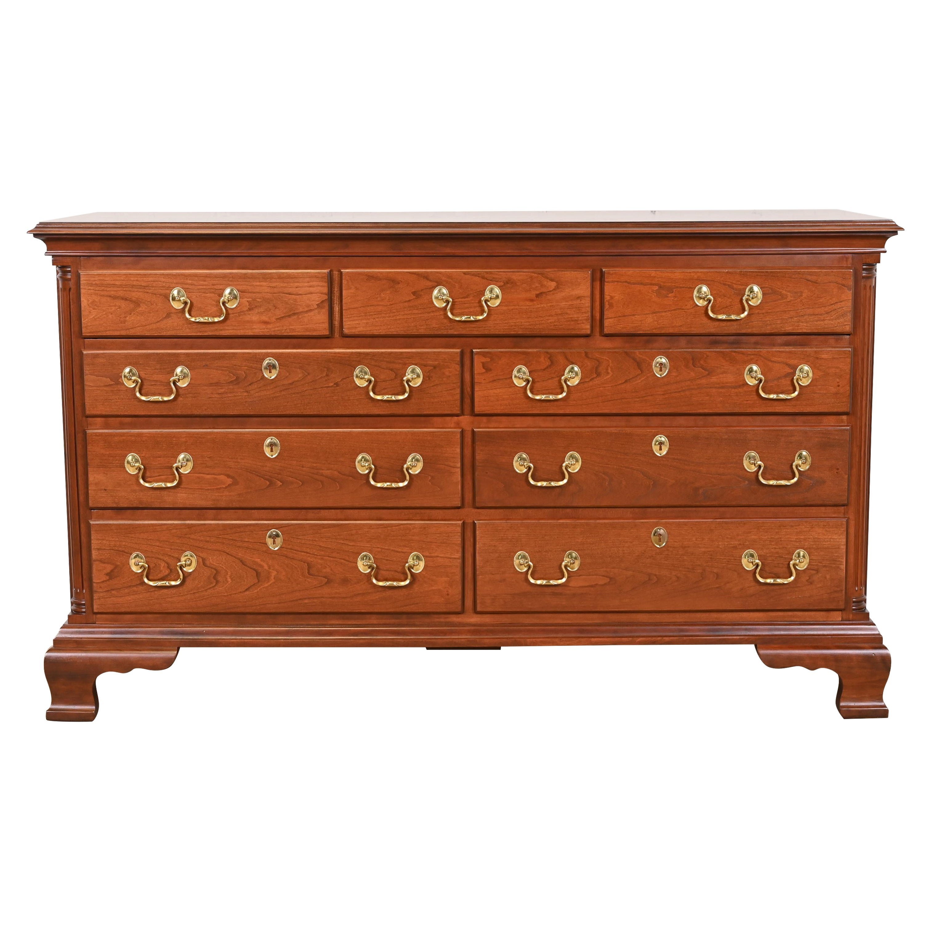 Councill Furniture Georgian Carved Cherry Wood Nine-Drawer Dresser, Refinished