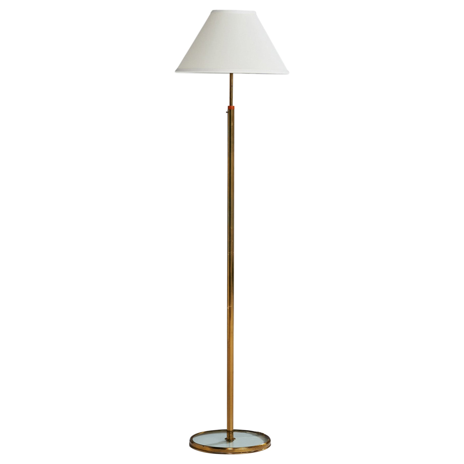 Lampada da terra di design svedese, ottone, vetro, tessuto, Svezia, anni '40