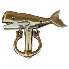 Battente d'epoca in ottone fuso a forma di balena