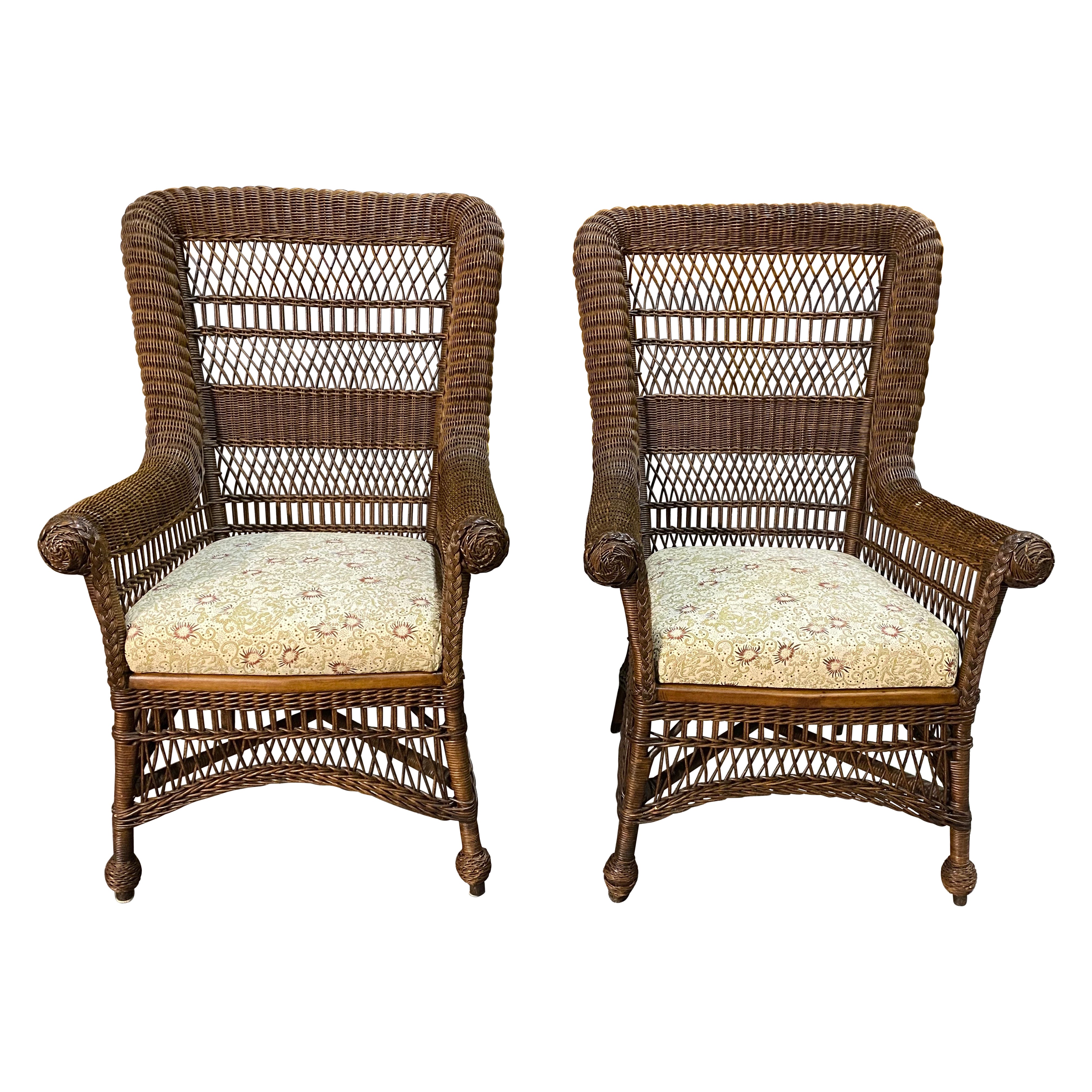 'His and Hers' Set of Early 20th Century Wicker Lounge Chairs, Heywood-Wakefield
