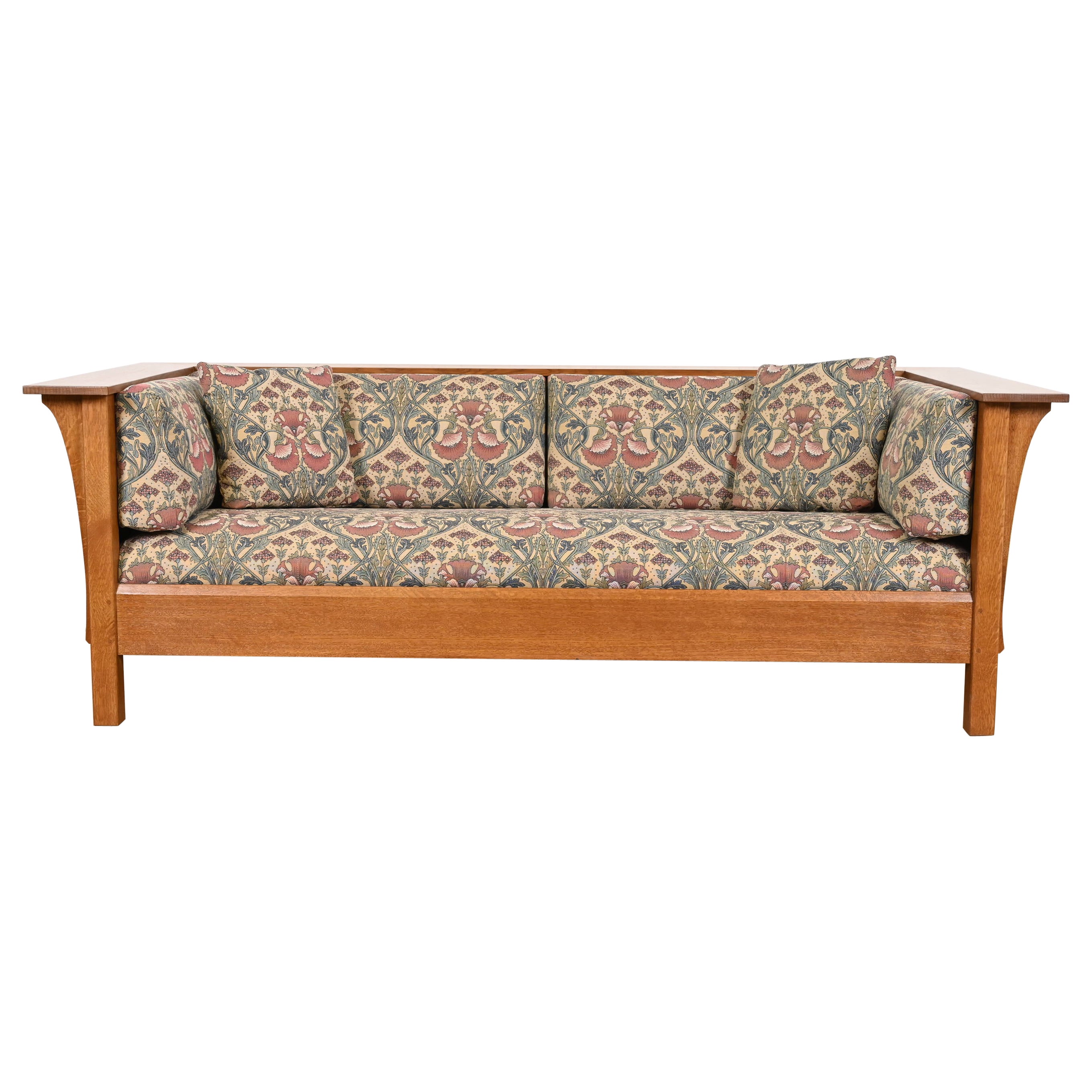 Stickley Mission Oak Arts and Crafts Settle Sofa