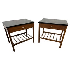 Stanley Nachttische aus Nussbaumholz - 2er-Set, Mitte des Jahrhunderts, Modern