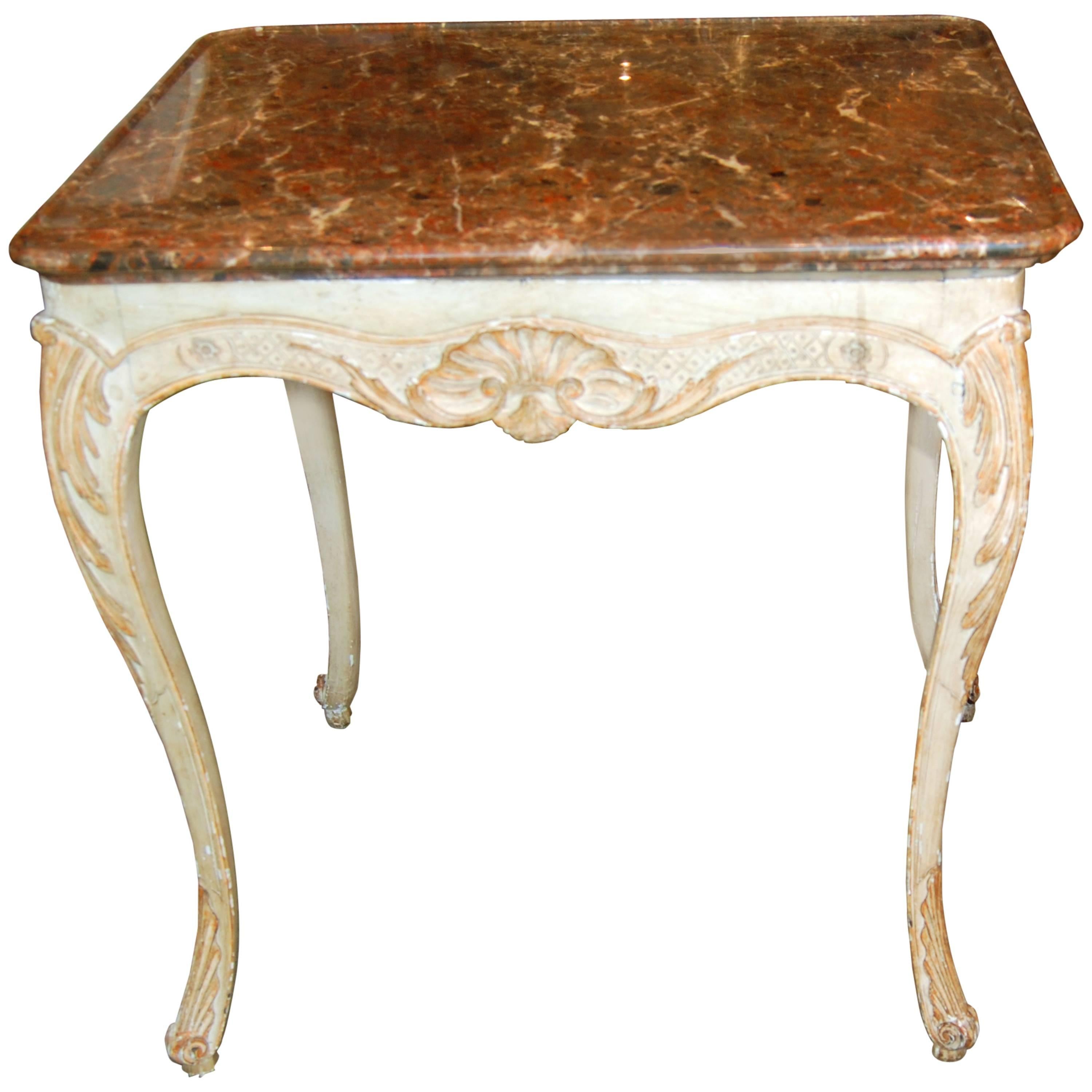 Table centrale peinte et sculptée du 18e siècle en vente