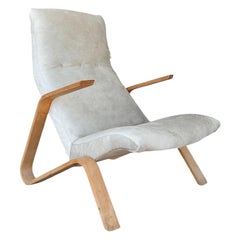 Ivory Cowhide Grasshopper Chair by Eero Saarinen, early 1940s Knoll Production