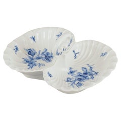 Meissen, Germany. Cabaret tray with handles in porcelain. Approx. 1900
