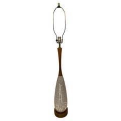 Lampada da tavolo alta Raymour in stile metà secolo moderno