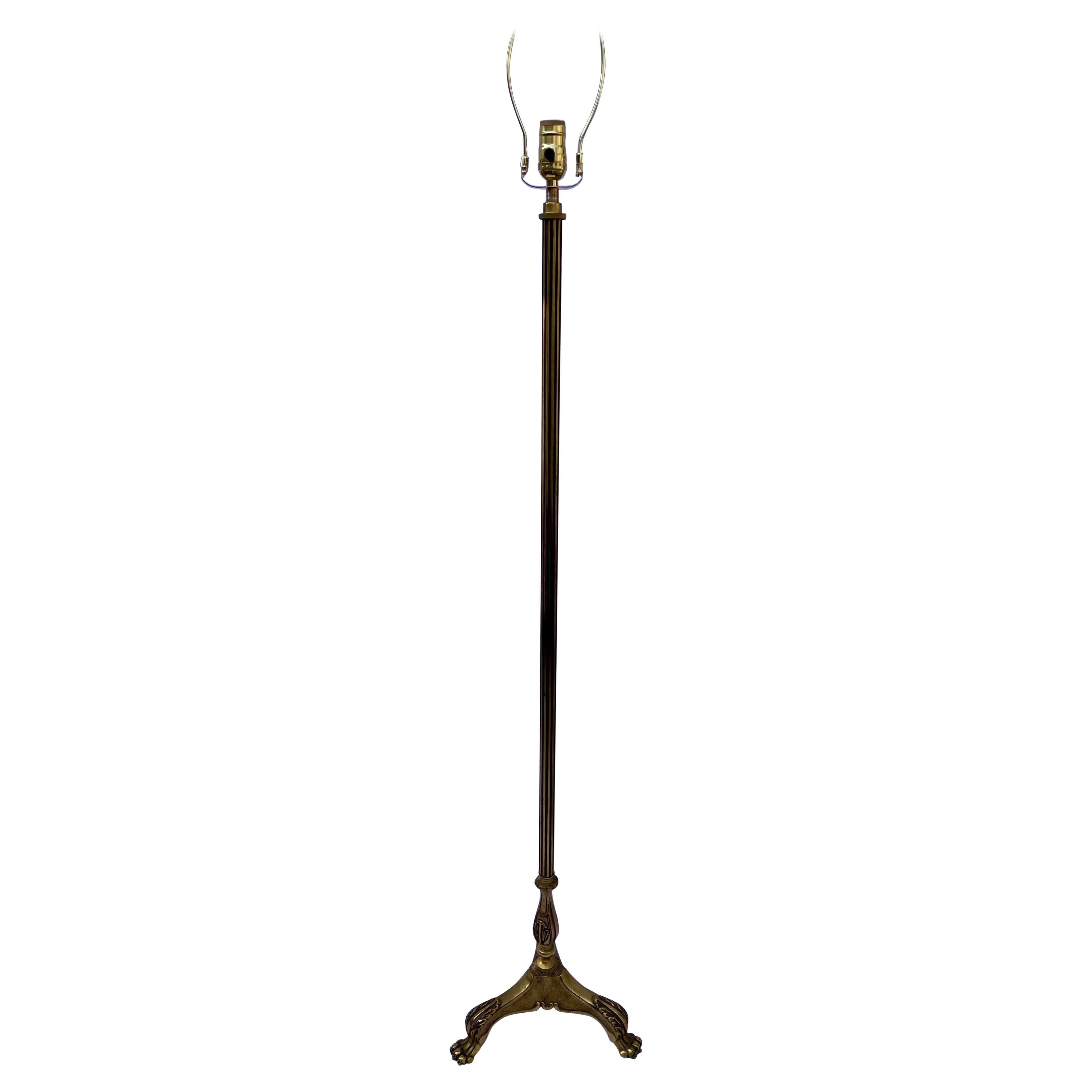 Lampadaire à pattes en laiton