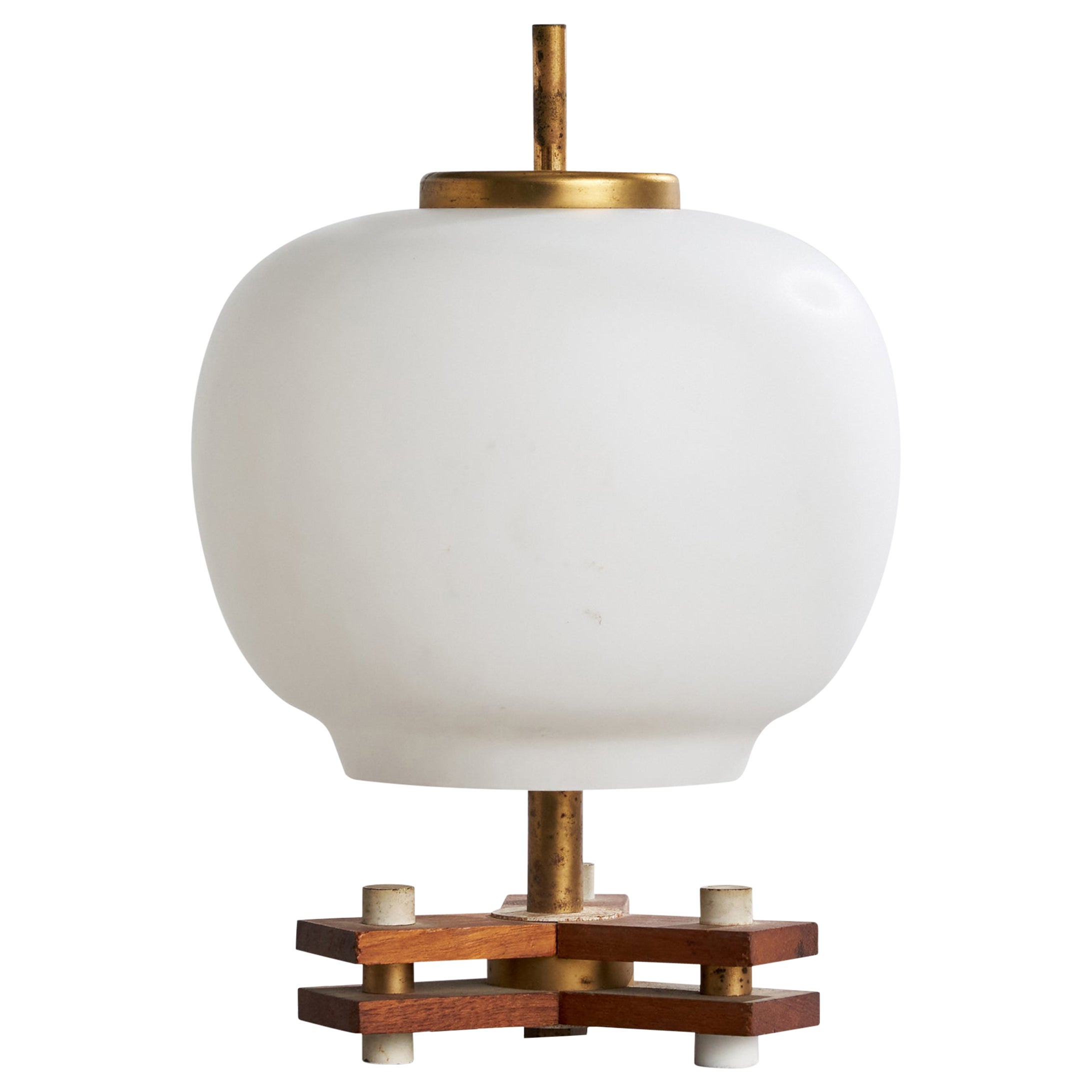 Lampada da tavolo di design italiano, ottone, vetro, teak, Italia, anni '50 in vendita