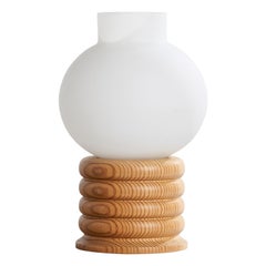 Lampada da tavolo di design svedese, pino, vetro, Svezia, anni '70