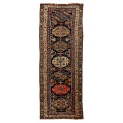 Tapis de couloir persan ancien Malayer des années 1900 avec motif tribal