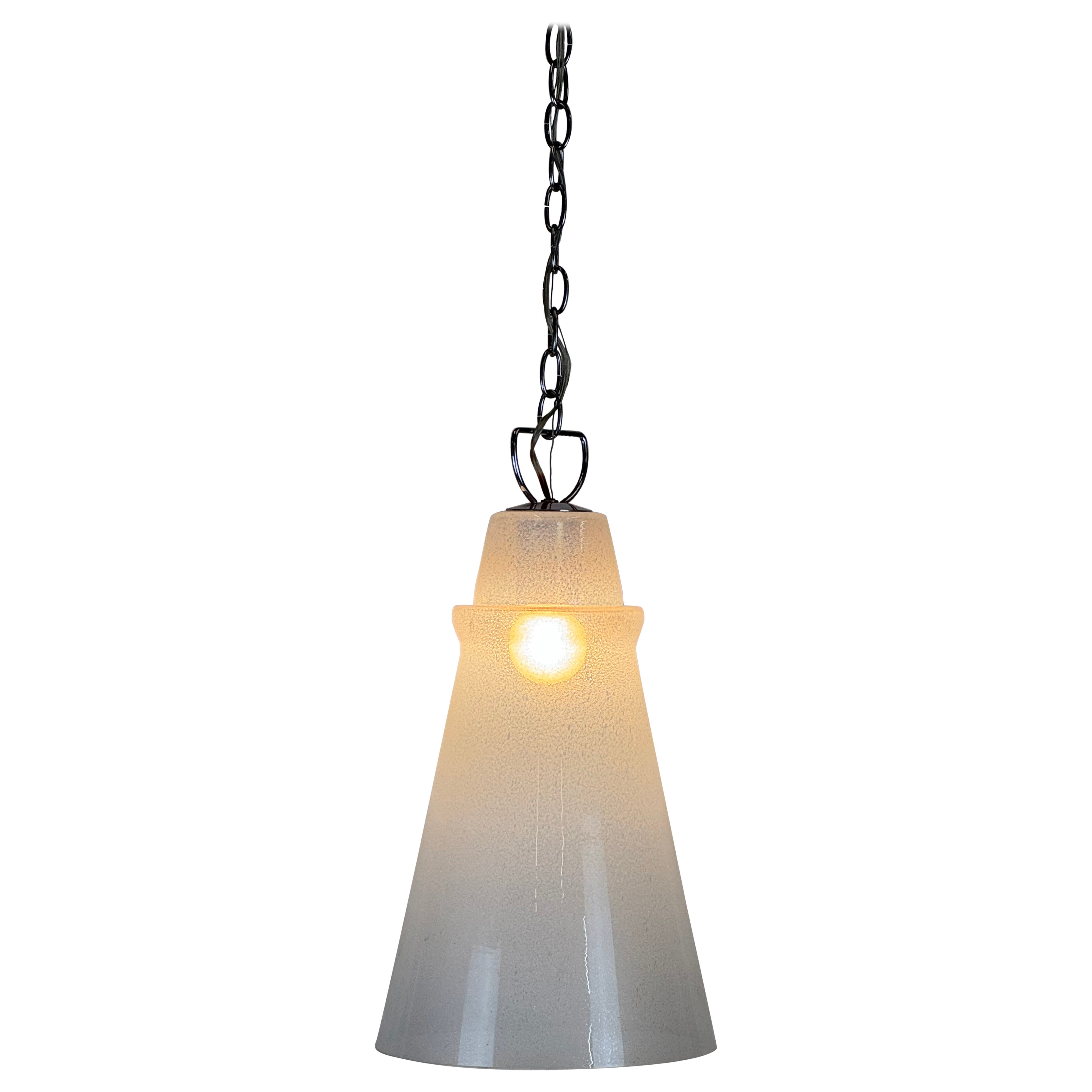 Grand pendentif en verre de Murano laiteux