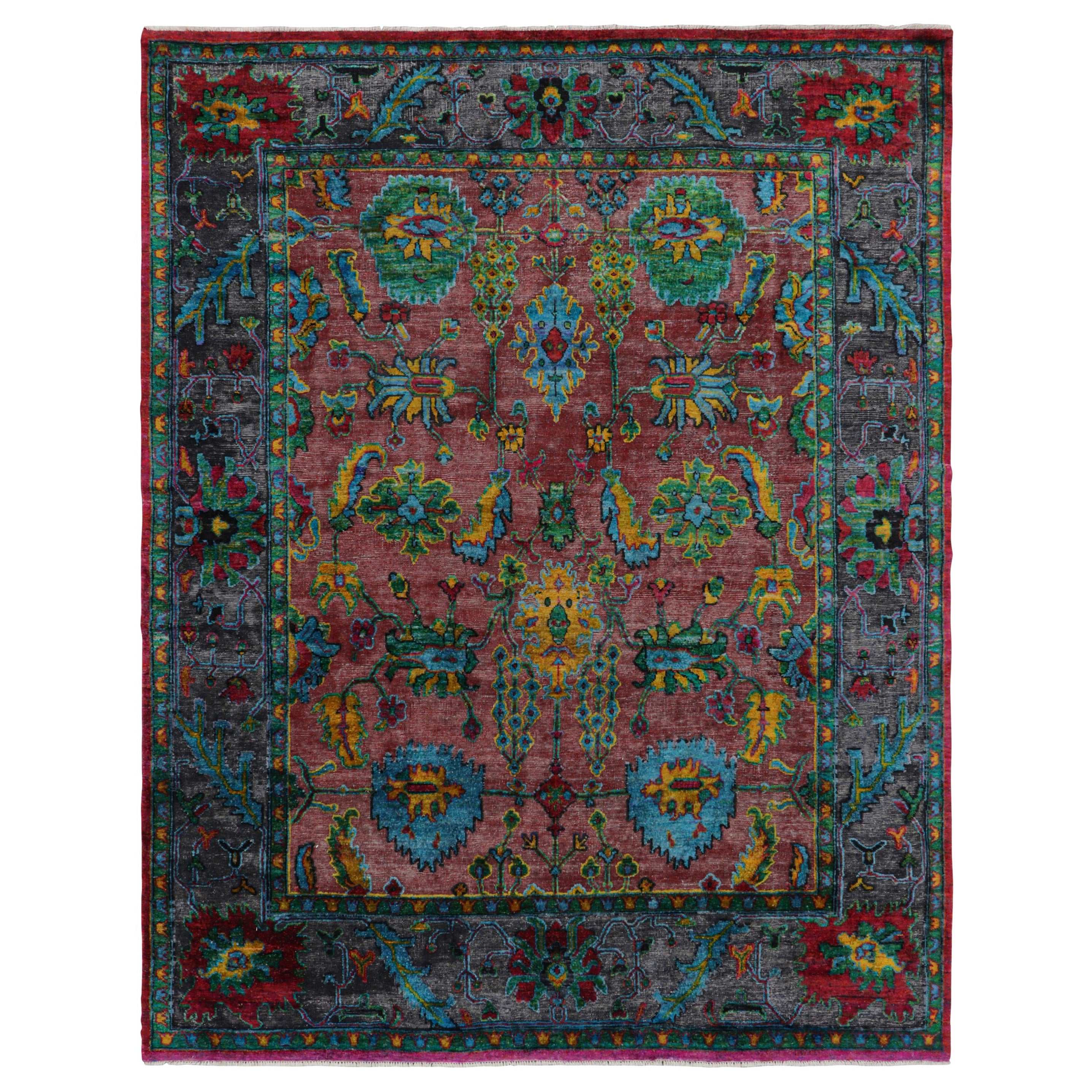 Alfombra de estilo Oushak de Rug & Kilim en burdeos y azul con motivos florales