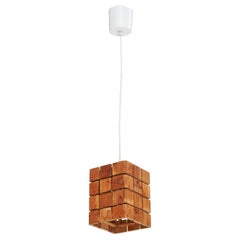 Schwedische Designerin, Pendelleuchte, Kiefernholz, Schweden, 1960er Jahre