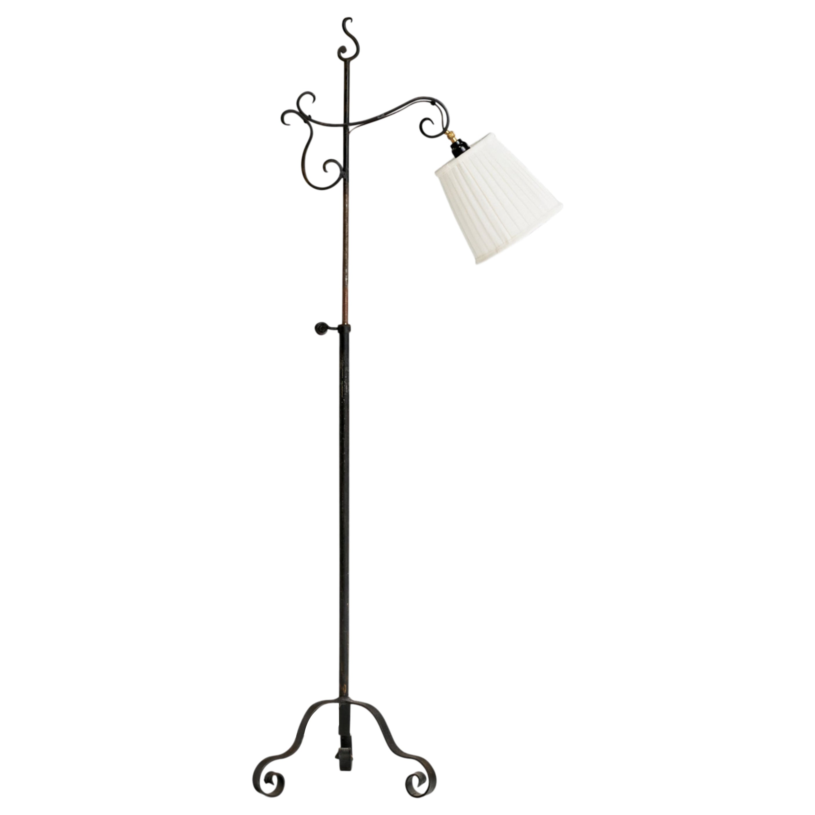 Schwedische Designerin, Stehlampe, Eisen, Stoff, Schweden, 1940er Jahre