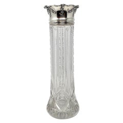 Ancien vase américain « Gorham Co » en cristal taillé monté sur argent sterling, vers 1920