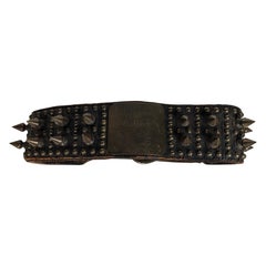 Hundehalsband aus Leder mit Nieten aus dem 19.