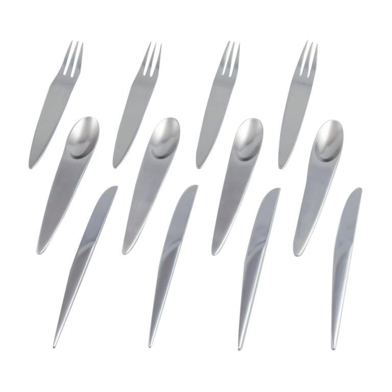 Nedda El-Asmar for Gense. "Appetize", dinner service for four people.