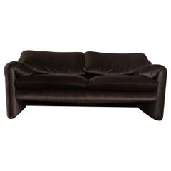 "675 MARALUNGA" Sofa, Vico Magistretti, Cassina