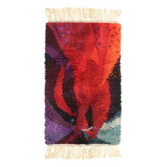 Schwedischer Vintage-Teppich in Rot mit abstrakten geometrischen Mustern  Rug & Kilim