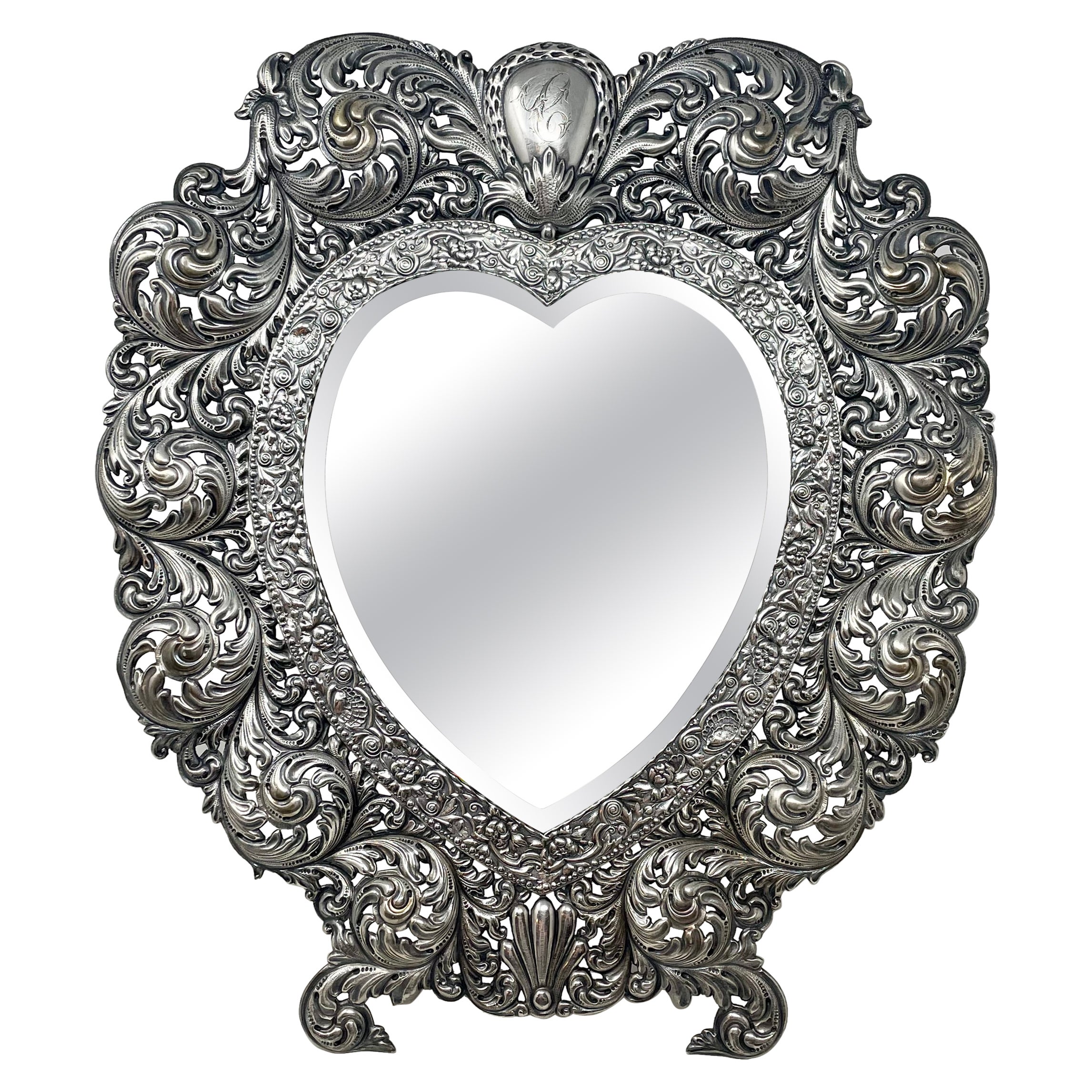 Antique Mirror American Gorham CO in argento sterling a forma di cuore e specchio smussato Circa 1890 in vendita