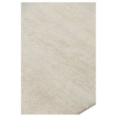 Rug & Kilim’s Modern Textural Rug In Solid Cream