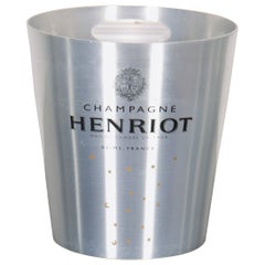 Cubo de champán del siglo XX
