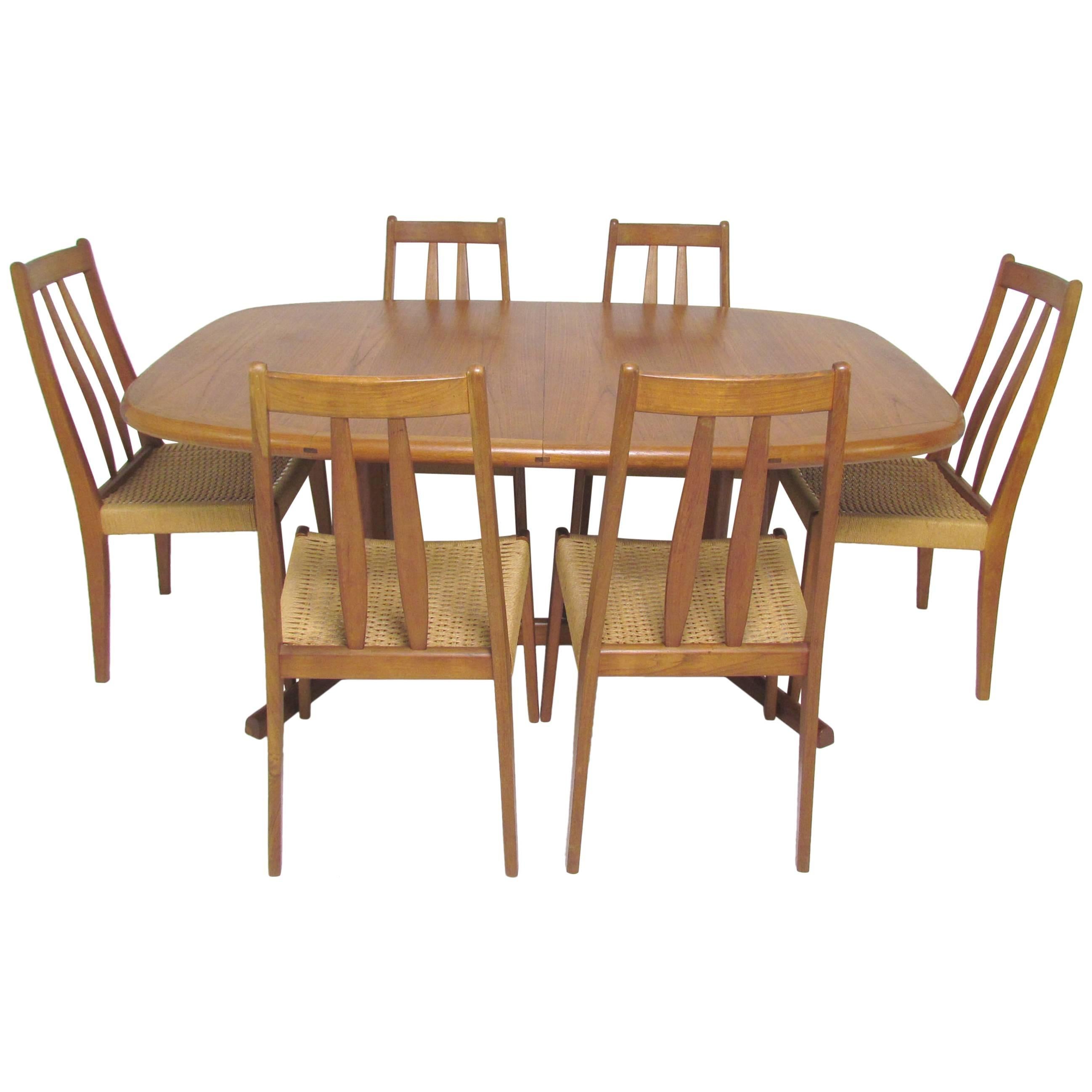 Danish Teak Dining Set, Expandable Oval Table and Six Chairs, circa 1970s