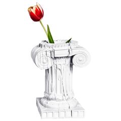 3D-Printed Porcelain "Them Romans" Vases 5