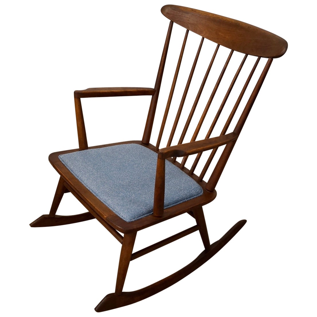 1960er Jahre Moderner Schaukelstuhl aus Nussbaumholz Mira Nakashima Stil Mid-Century Modern