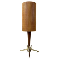 Tischlampe aus Teakholz, Messing, Rattan – Schweden, 1950er Jahre