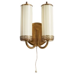 Designer autrichien, Wall Light, laiton, verre, Autriche, années 1950