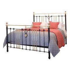 Extra Wide Brass and Iron Bed with Central Brass Rosettes, MSK82