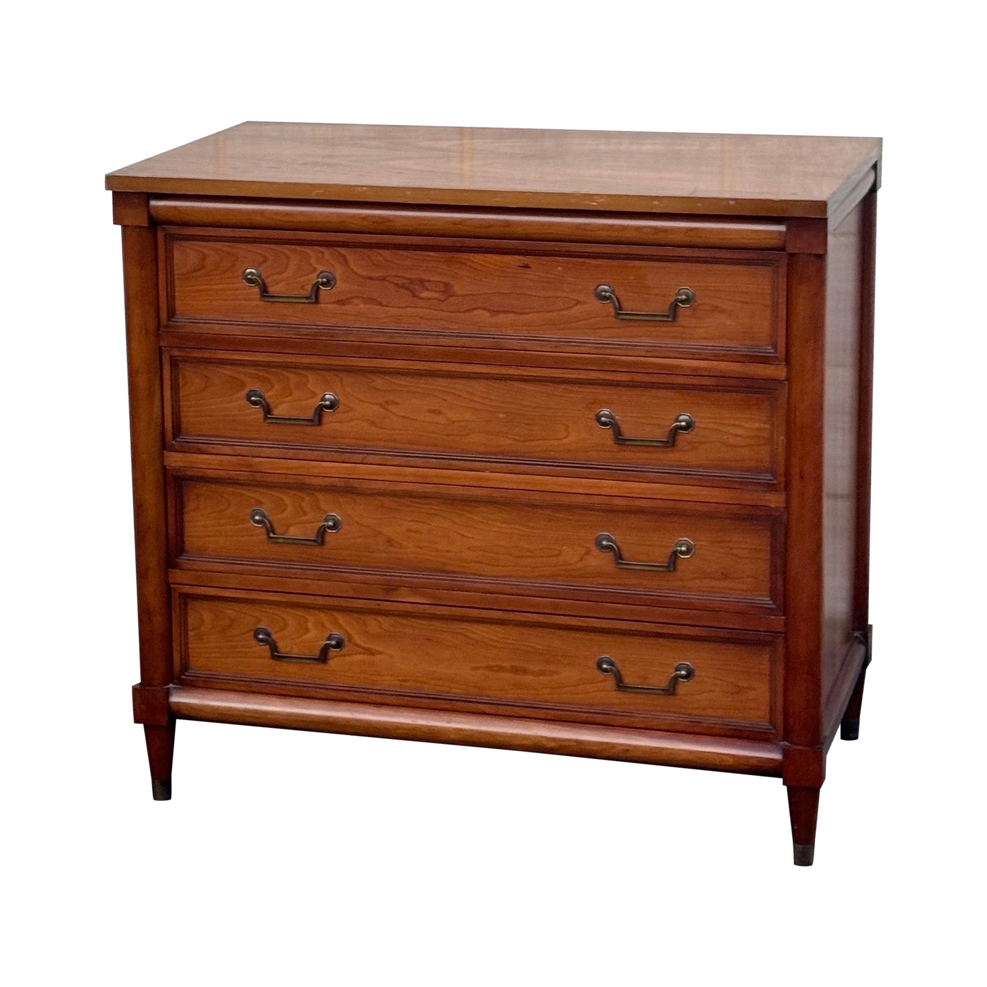 Commode Vintage en bois de cerisier à 4 tiroirs avec quincaillerie en laiton