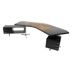 “Boomerang” model T96 executive desk by Osvaldo Borsani for Tecno, Italy, 1955