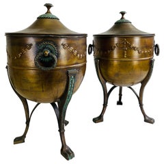 Großes Paar Kupfer-Dosekannen im Regency-Stil mit Deckeln.
