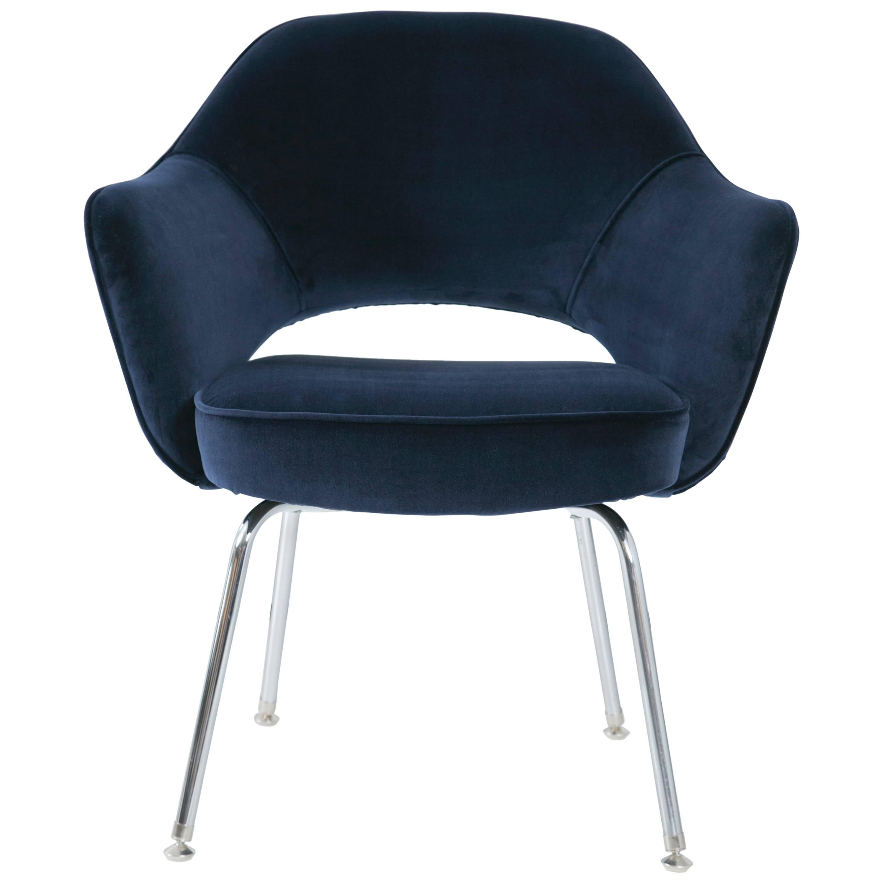 Saarinen for Knoll Executive Arm Chairs in Navy Velvet, Chrome Tubular Legs