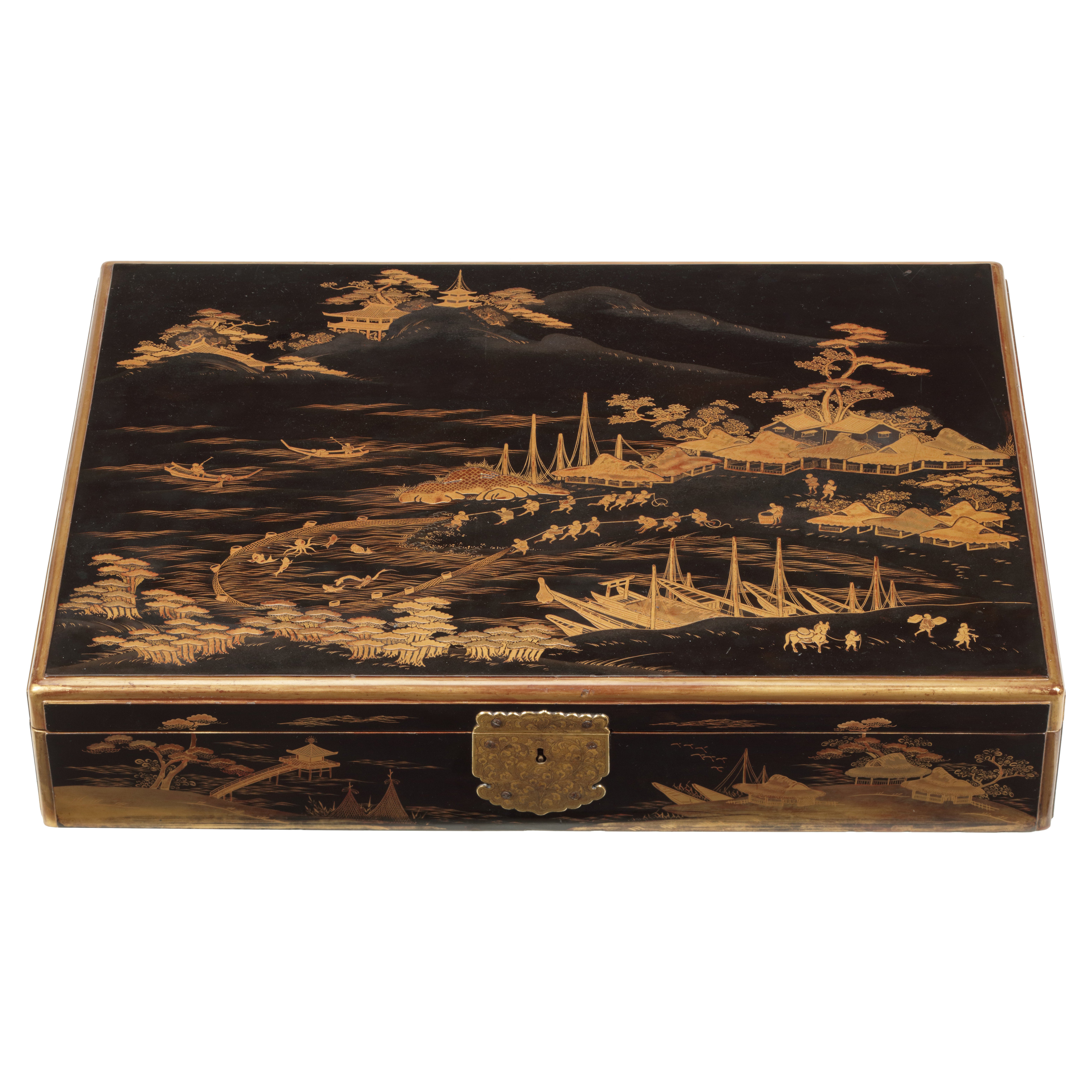 A superb Japanese export lacquer writing box