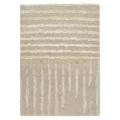 Muestra de alfombra personalizada abstracta de Rug & Kilim en tonos beige y crema