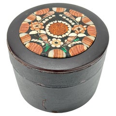 Humidificador o caja de tocador estilo Gran Tour Italiano, Pietra Dura y Cuero