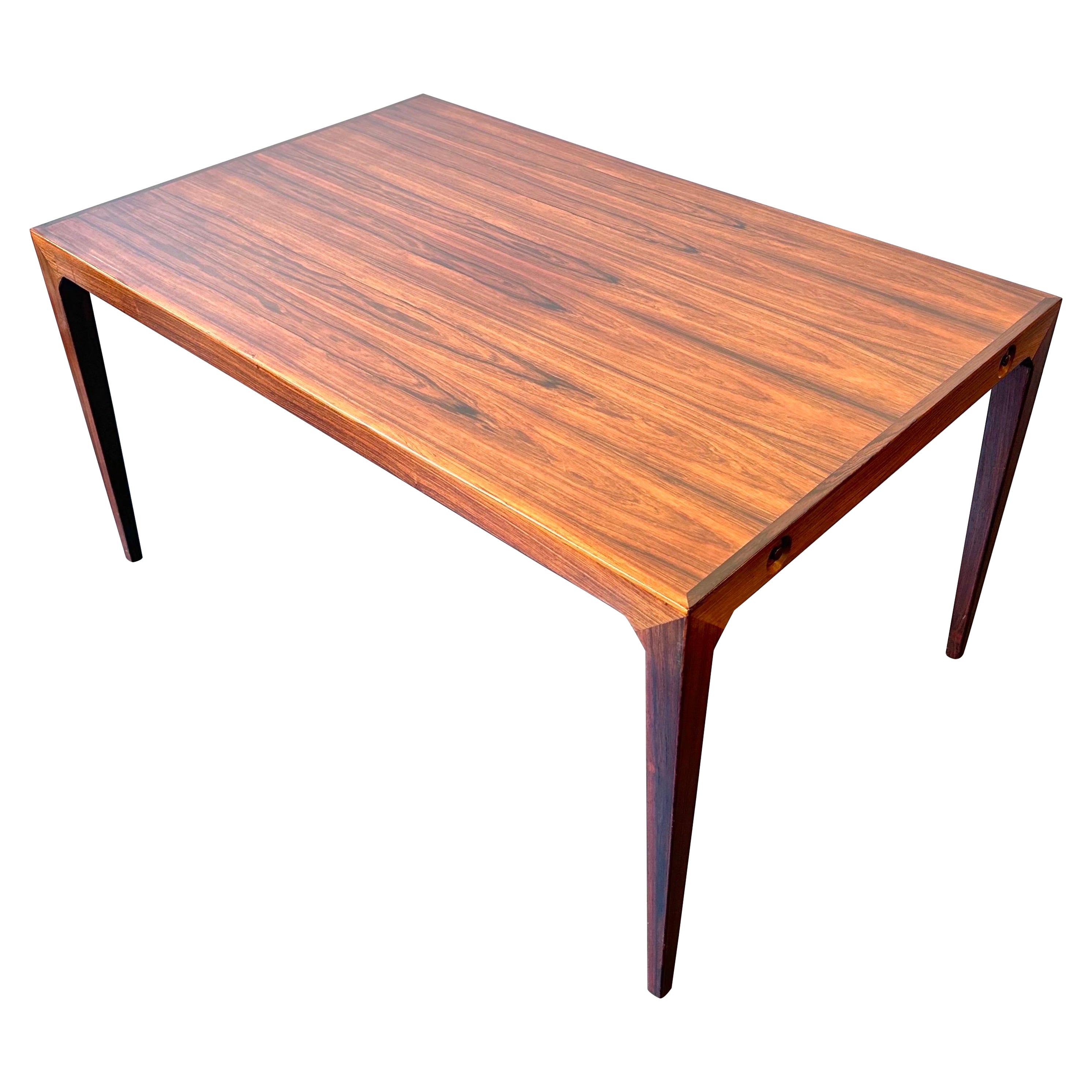 What is an MCM dining table?