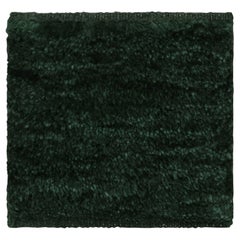 Muestra de alfombra personalizada de textura contemporánea Rug & Kilim, verde bosque con estrías