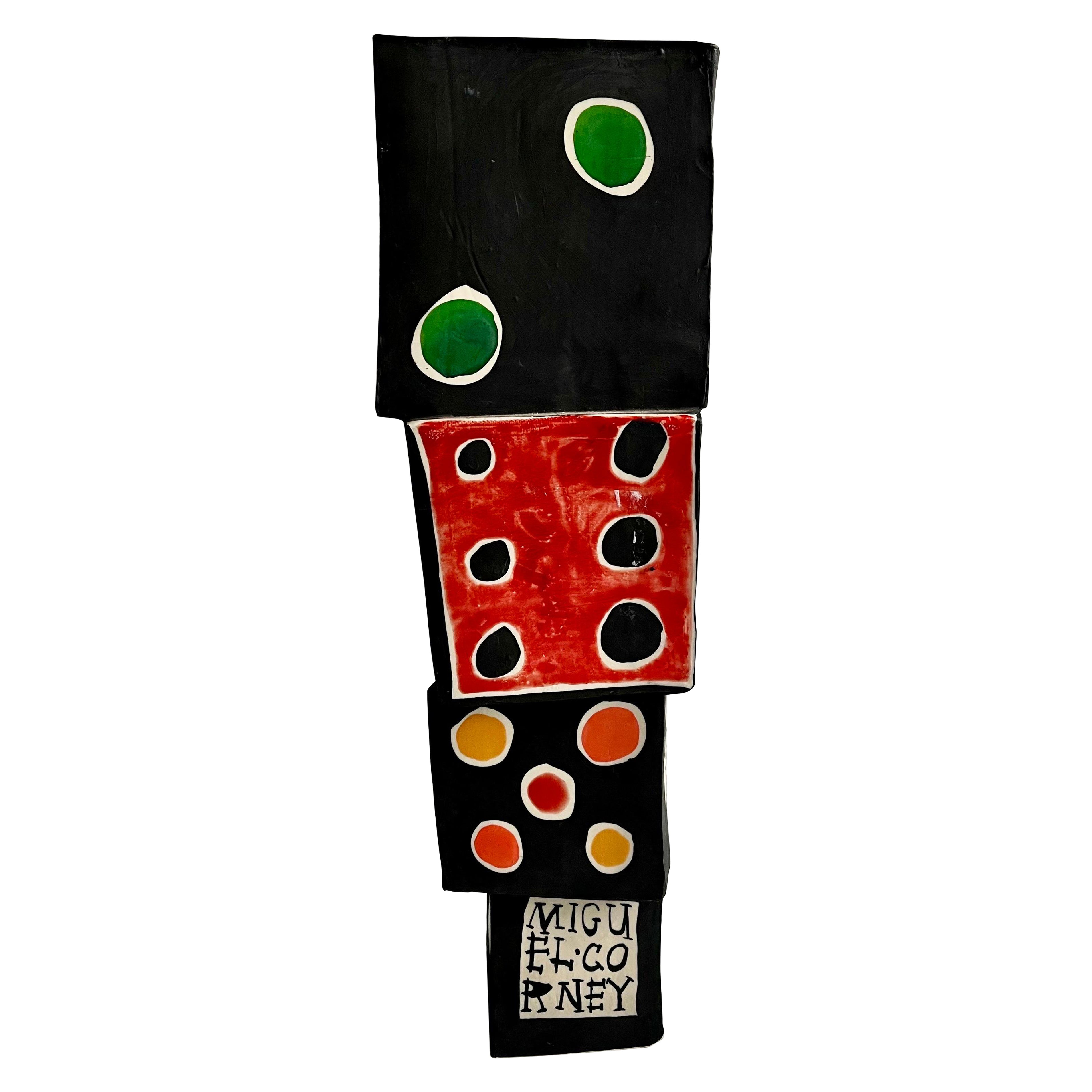 Grande sculpture d'art postmoderne « Stacked Dice Vase » de l'artiste Michael Corney