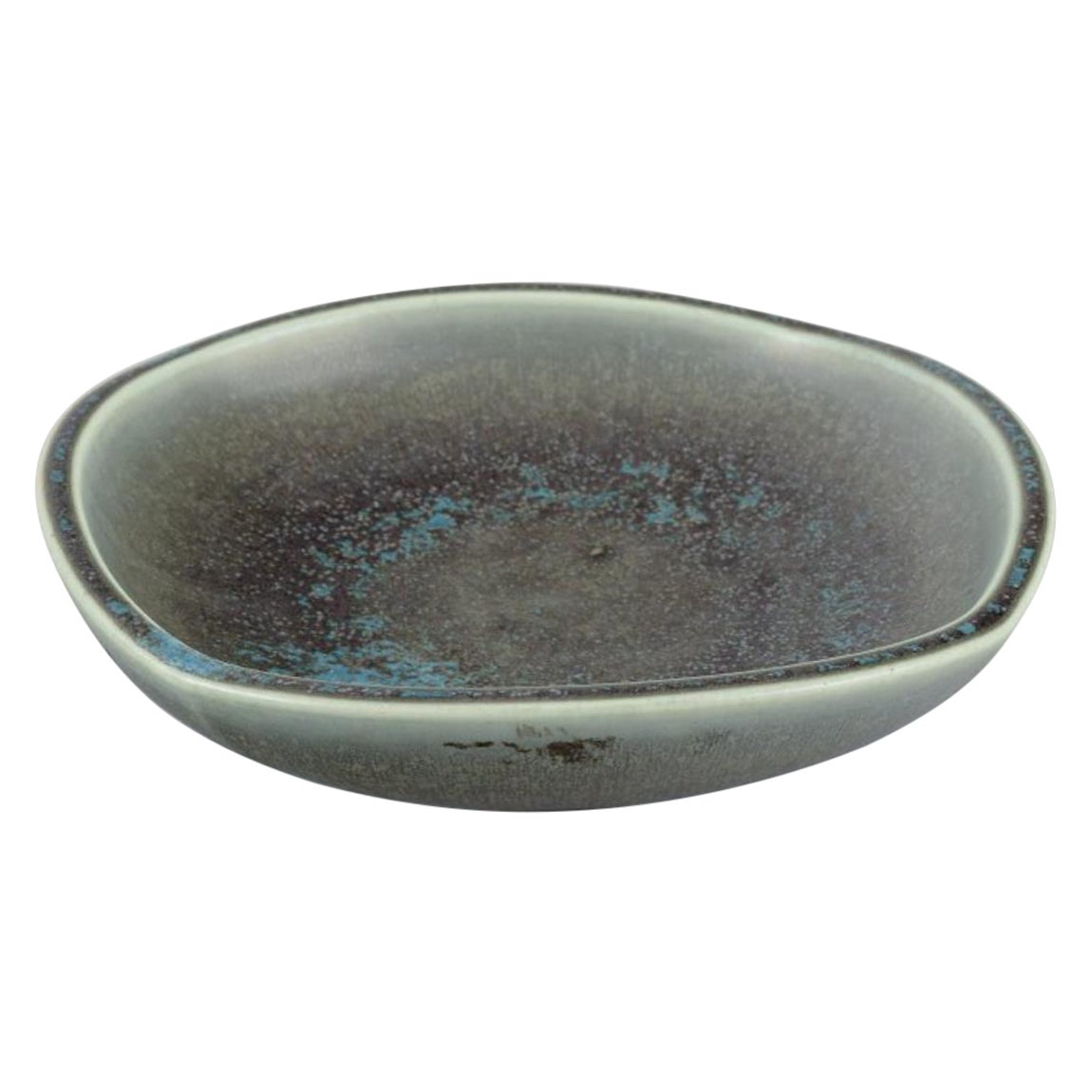 Berndt Friberg for Gustavsberg, Sweden. "Selecta" ceramic bowl.