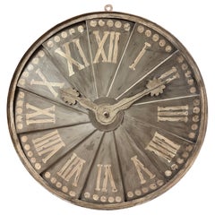 Orologio da parete decorativo in metallo di grandi dimensioni