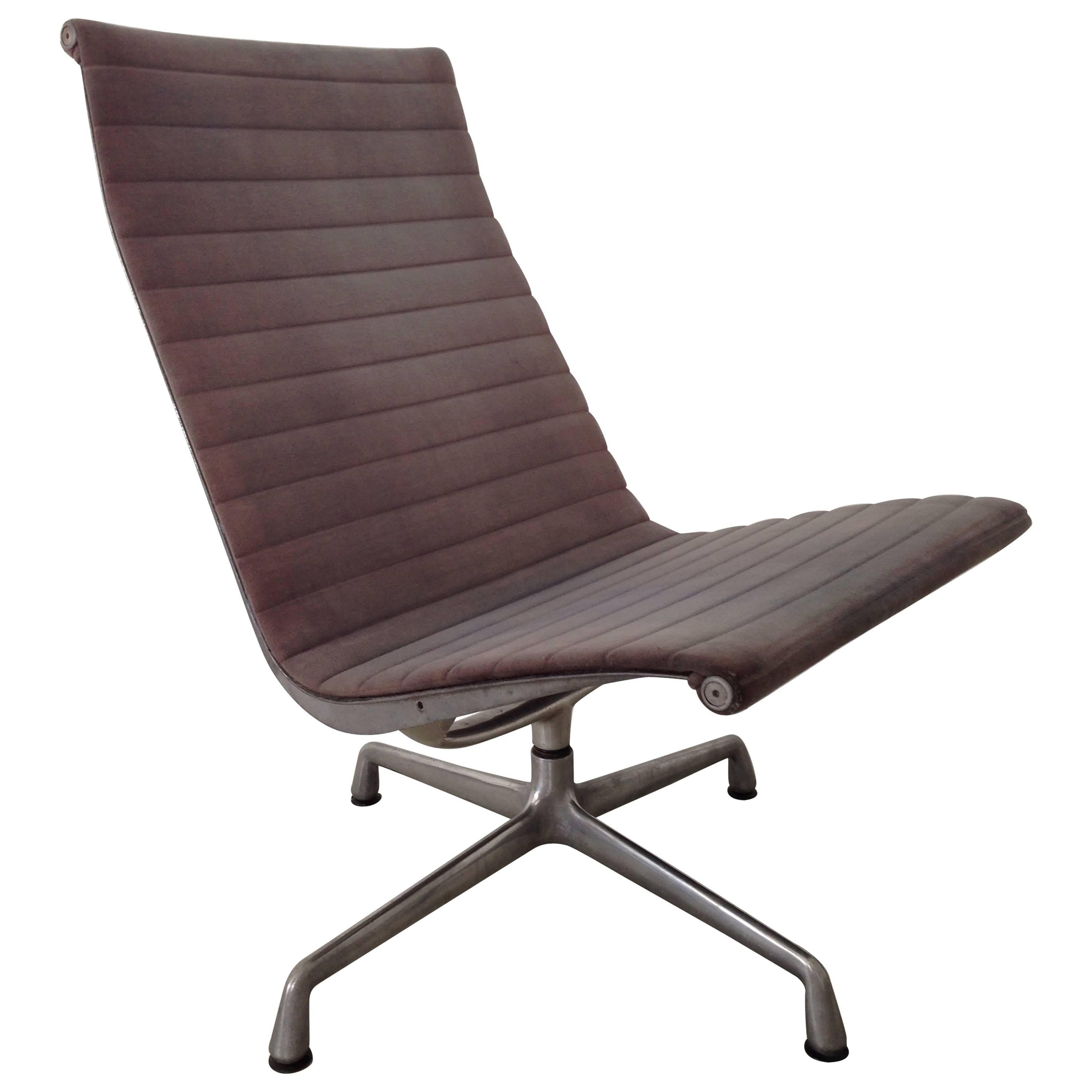 Eames EA33 Aluminium Group Lounge Chair for Herman Miller